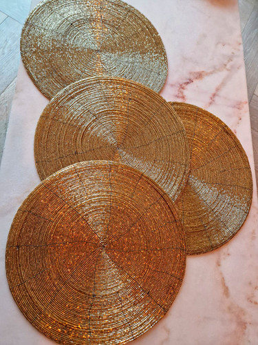 Round gold beaded placemat - gold,